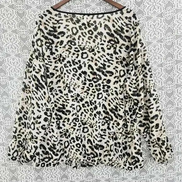 Torrid Women's 3X Blouse Leopard Crew neck Keyhole Wrap Long sleeve Chiffon - Picture 2 of 9
